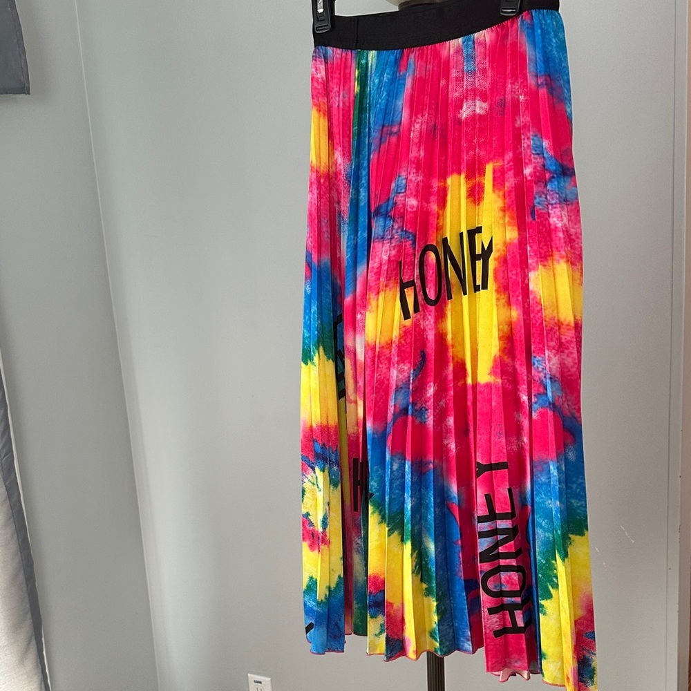 Colorful Tie-Dye Pleated Skirt